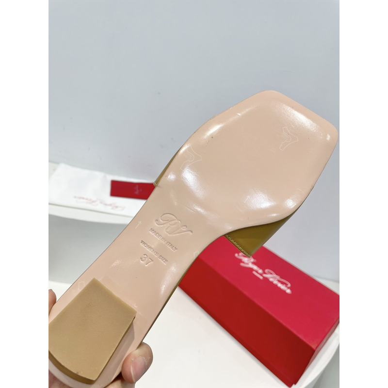 roger u1u1er covered buckle leather mules dark beige