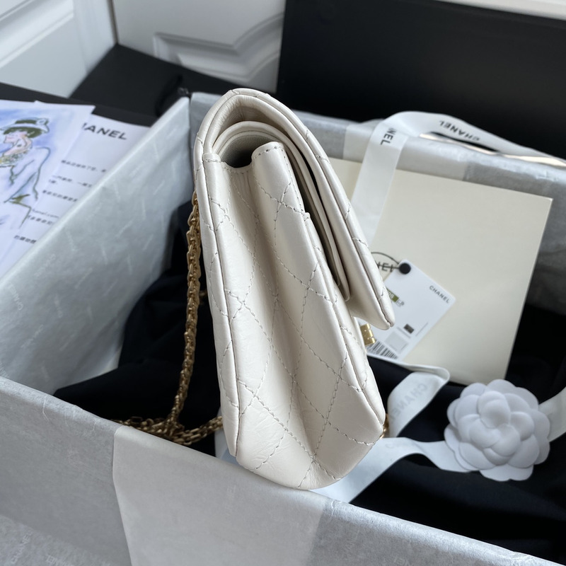 Ch*el hanbag aged calfskin & gold-tone metal white