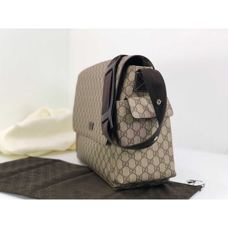 g*u*i diaper bag crossbody gg S*p*e brown