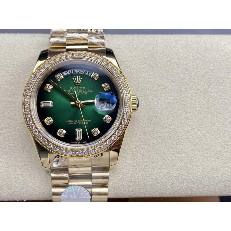 rolex day-date 36 green ombre Di*m*nd bezel