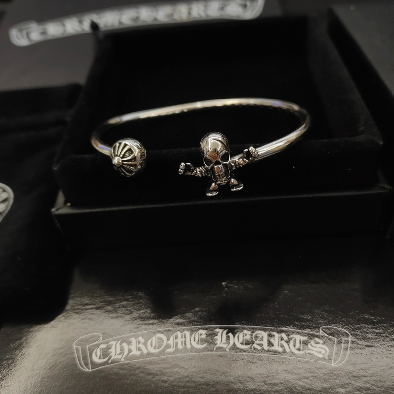 Ch*0me heart skull opening bracelet