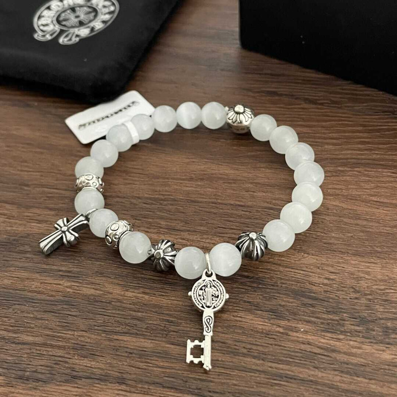 Ch*0me He**ts bead bracelet