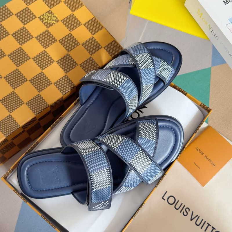 l**is V*t*n venice mule navy blue