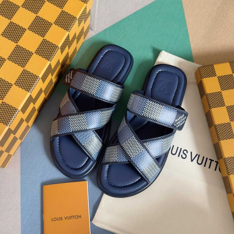 l**is V*t*n venice mule navy blue