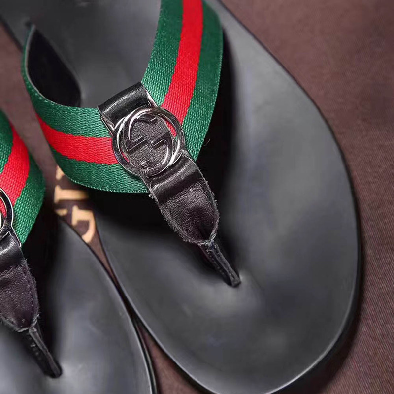 G*u*i web strap thong sandal